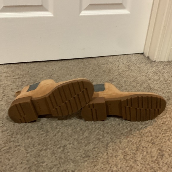 NWOT Sorel tan suede Emilee 11 pull on Chelsea waterproof boots 6.5 - Picture 7 of 7